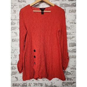 Ali Miles‎ Tunic Small Red V Neck Pucker Crinkle Black Button Roll Tab Sleeve